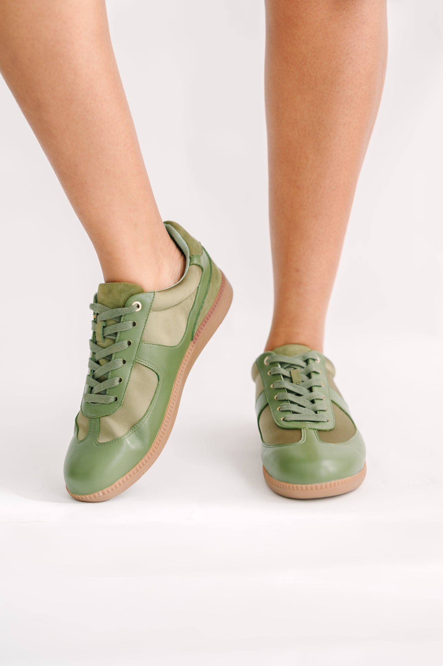 Taylor Sneakers Green - MeeeShop Women's Fashion