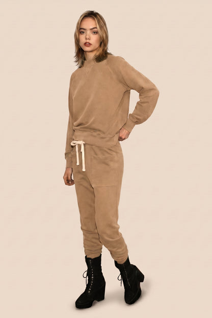 The Birdie Pullover - Camel in XS - Birdie Cashmere Pullover (top)