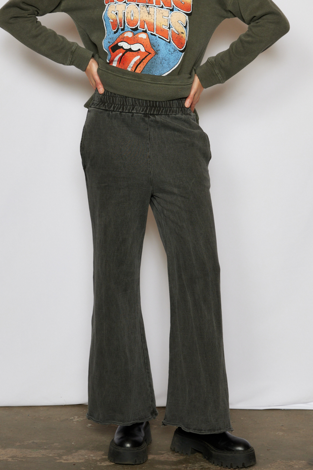 The Lainey Pant XS (bottom) - lainey pants, lainey pant tiger mist, lainey pants split - shop at us.meeeshop