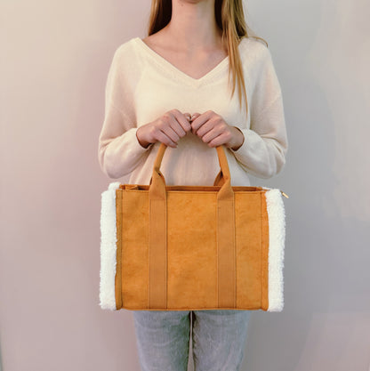 The Tote Crossbody Bag with Handles view 3 - Crossbody Bag Toteme