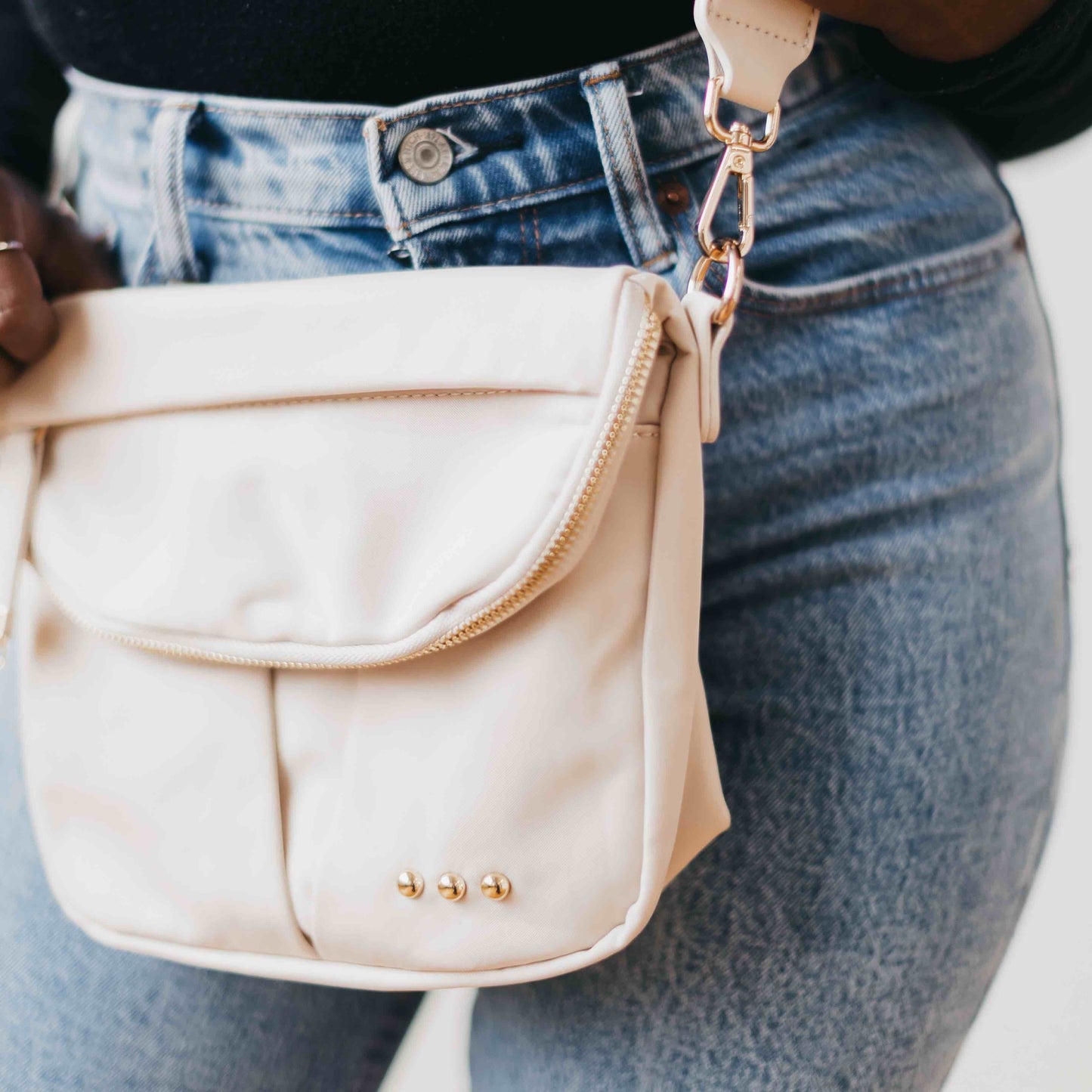 Tilly Crossbody Bag in Navy view 5