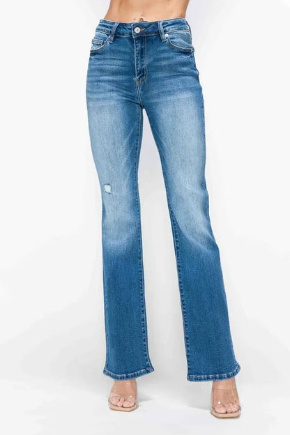 Trendsi Bytos Full Size Distressed High Rise Jeans with Pockets in Medium view 4 - High-Waisted - But Jeans (bottom)
