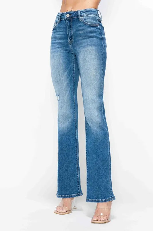 Trendsi Bytos Full Size Distressed High Rise Jeans with Pockets in Medium view 7 - High-Waisted - But Jeans (bottom)