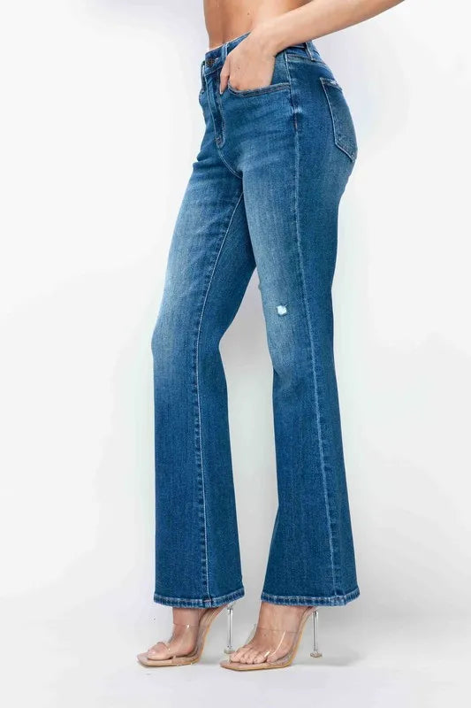 Trendsi Bytos Full Size High Rise Bootcut Jeans with Pockets in Medium view 7 - High-Waisted - But Jeans (bottom)