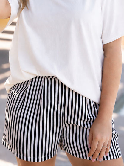 Trouser Shorts, Black Stripes in Black view 4 - Trouser Shorts Striped (bottom)