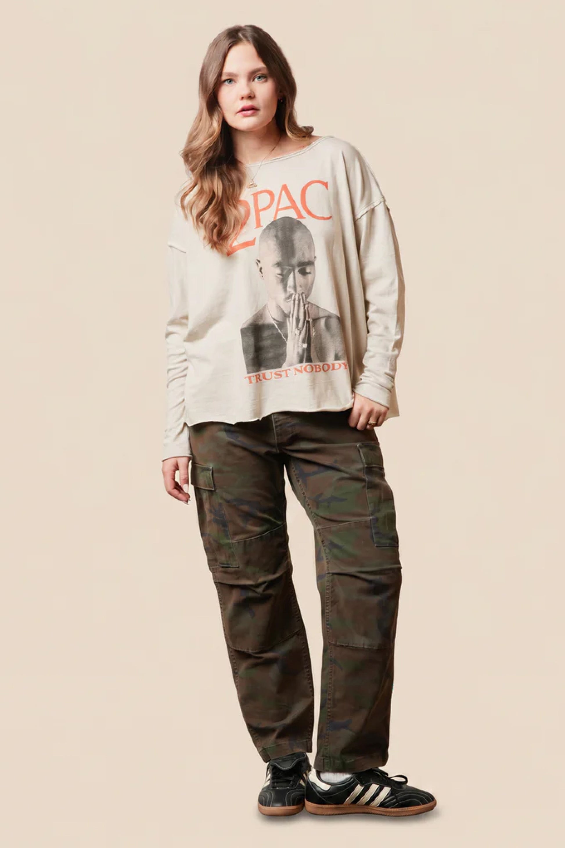 Tupac Trust Nobody Top in XS
