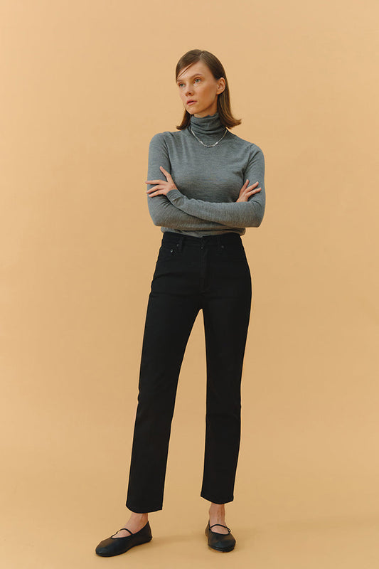 Two Shots High Rise Straight Crop Jeans Hj013 in Bad Romance - High-Waisted - Hj013 Jeans (bottom)