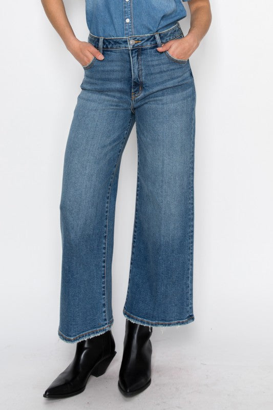 Ultra High Rise Crop Wide Jeans in 3 (25) view 2 - High-Waisted - Ultra High Jeans Women (bottom)