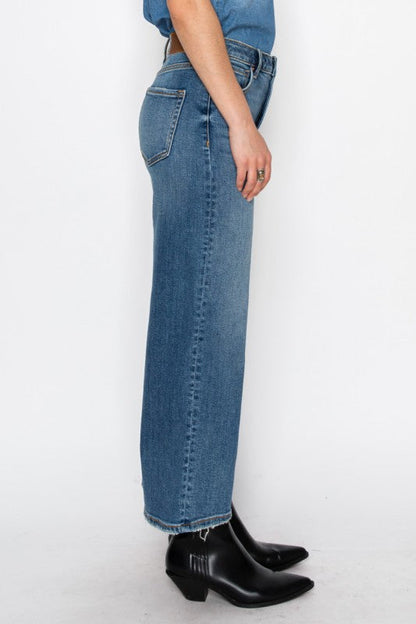 Ultra High Rise Crop Wide Jeans in 9 (28) view 5 - High-Waisted - Ultra High Jeans Women (bottom)