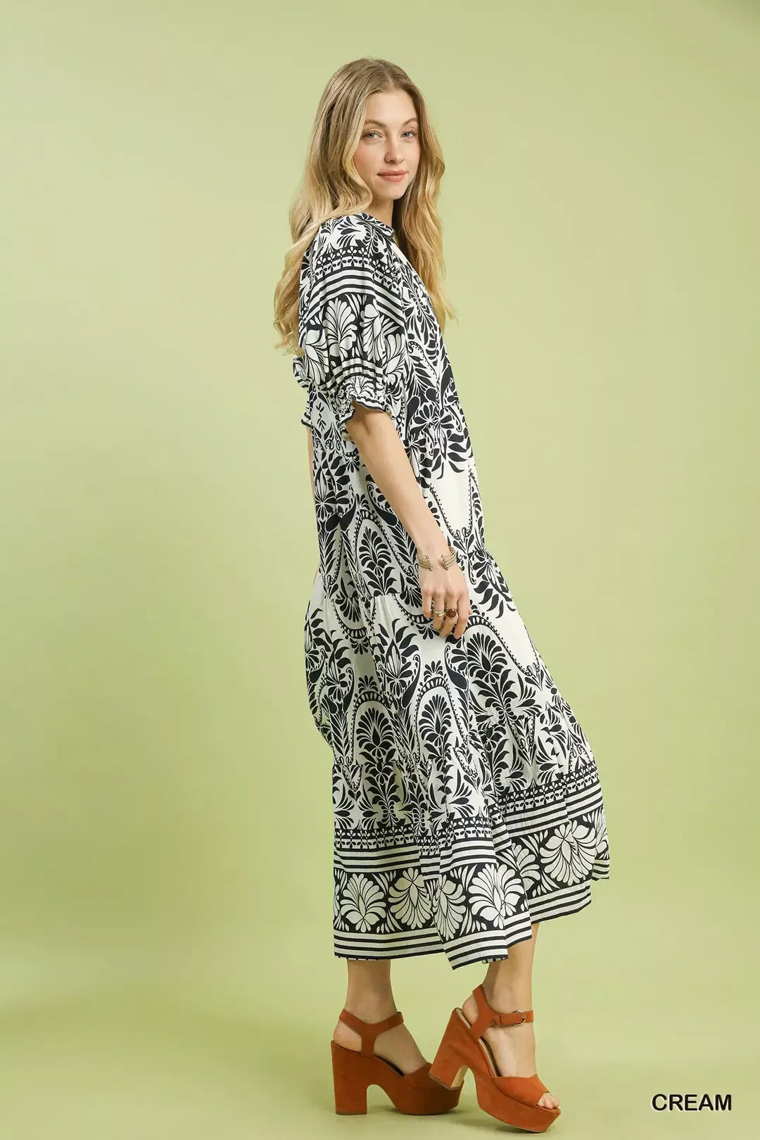 umgee two tone Umgee Two Tone Border Print Midi Dress view 3 (dress) - shop at us.meeeshop