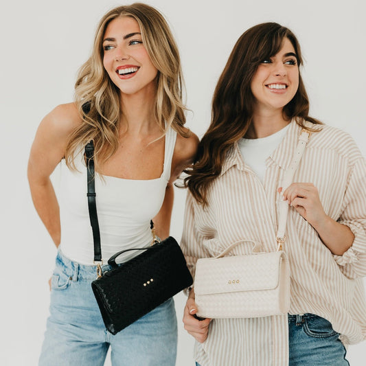 Urban Foldover Woven Clutch Crossbody in Black (bag)