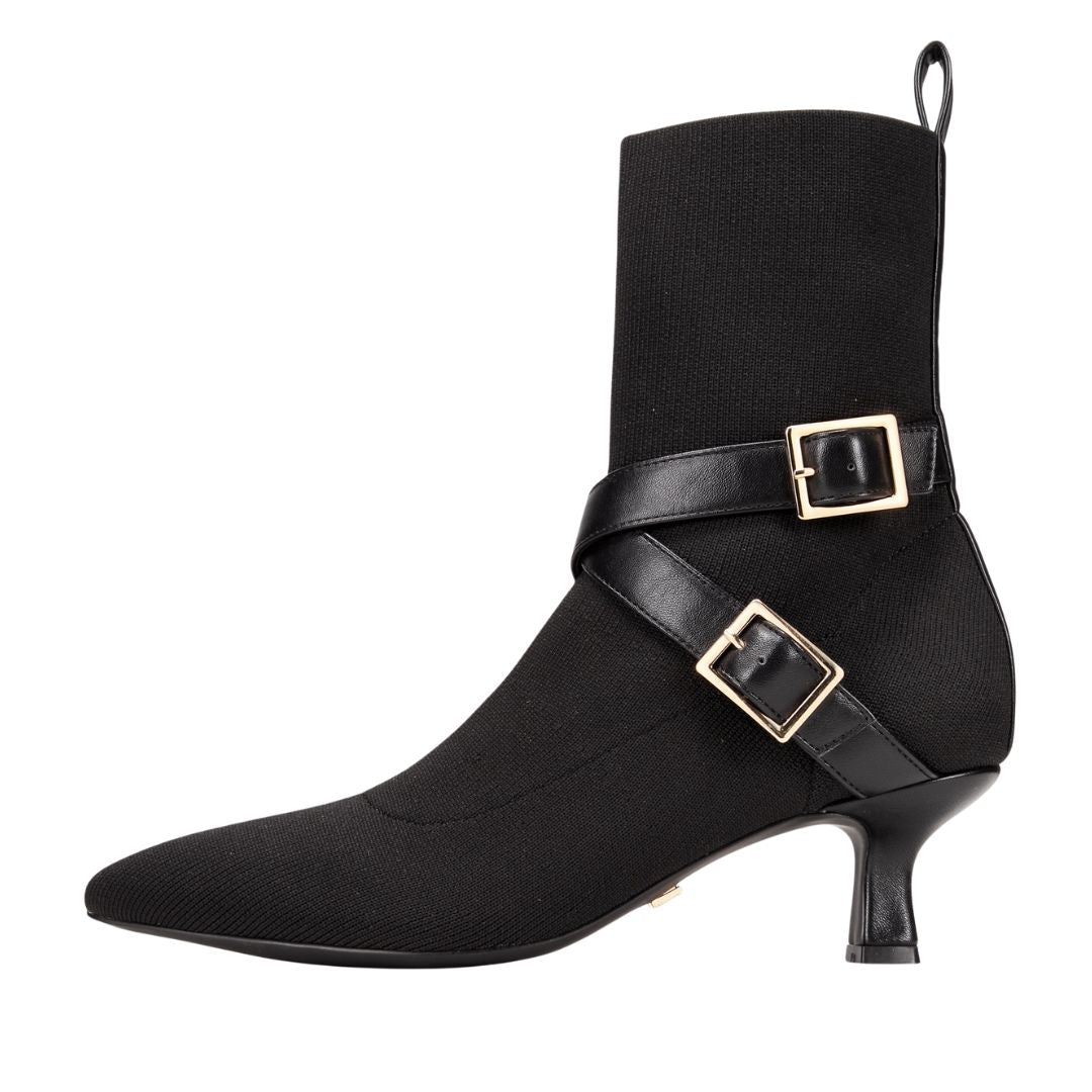 Vaila Shoes Alma Booties Black in 9