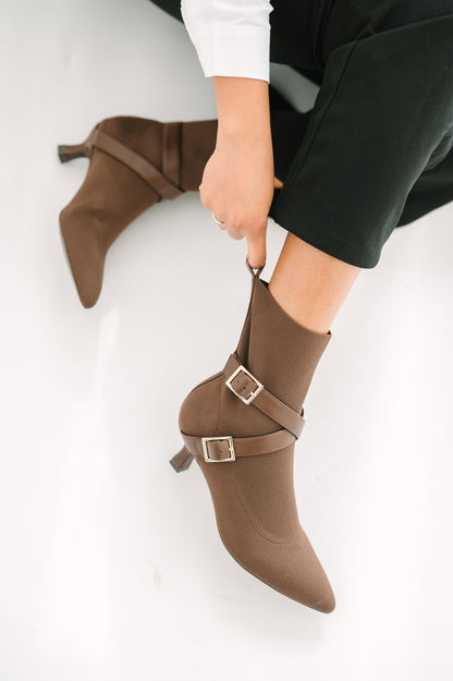 Vaila Shoes Alma Booties Brown view 7 - Alma Boots Brown
