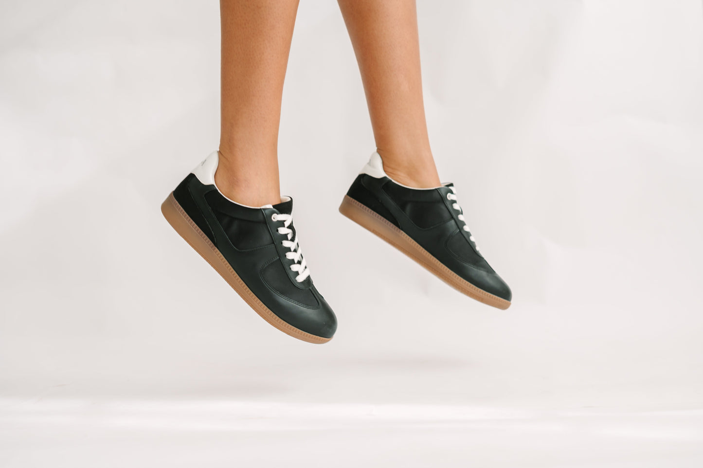 Vaila Shoes Taylor Sneakers Black view 7
