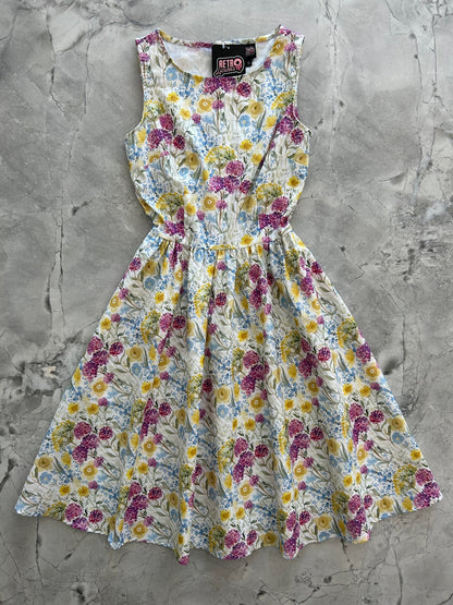 Wildflower Vintage Dress in XL view 5 - Vintage Wildflower Dress