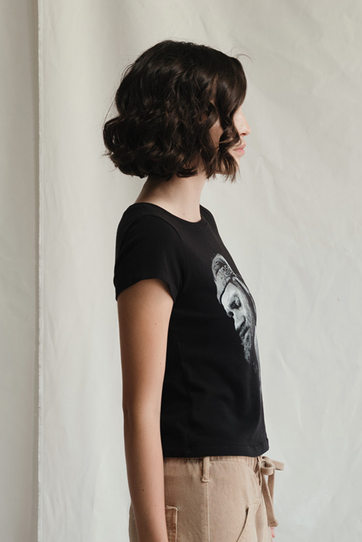 Willie Nelson Just Breathe Baby Tee in M view 3 - Willie Nelson Tee Shirt (top)