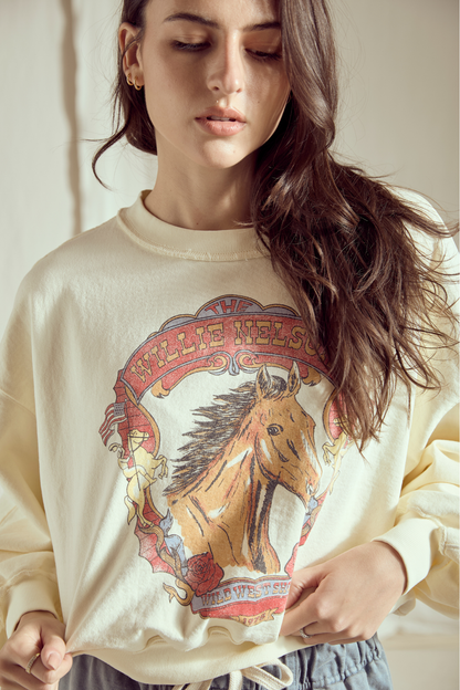 Willie Nelson Wild West Sweatshirt in M view 3 - Willie Nelson Sweatshirt Nobody Wants This (top)