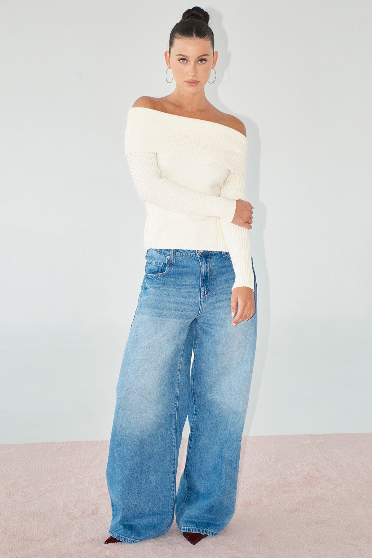 Women's Billie Baggy Wide Leg Jeans in J Faded Blue Rips view 8 - Women'S Billie Jeans (bottom)