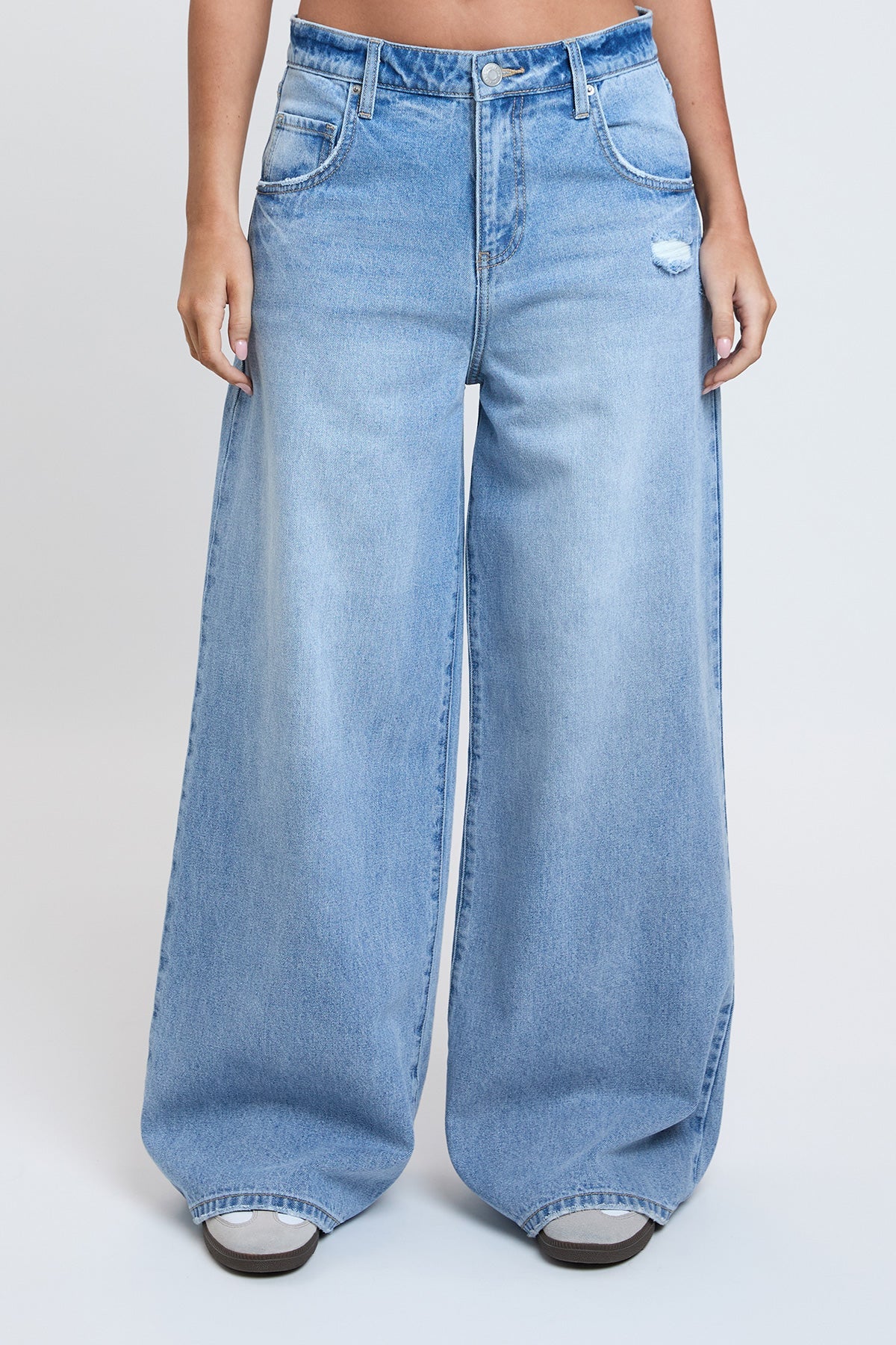 Women's Billie Baggy Wide Leg Jeans in L Light Blue Rips view 19 - Women'S Billie Jeans (bottom)
