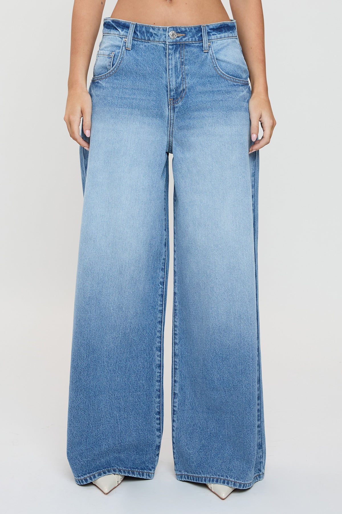 Women's Billie Baggy Wide Leg Jeans in M Medium Blue view 3 - Women'S Billie Jeans (bottom)
