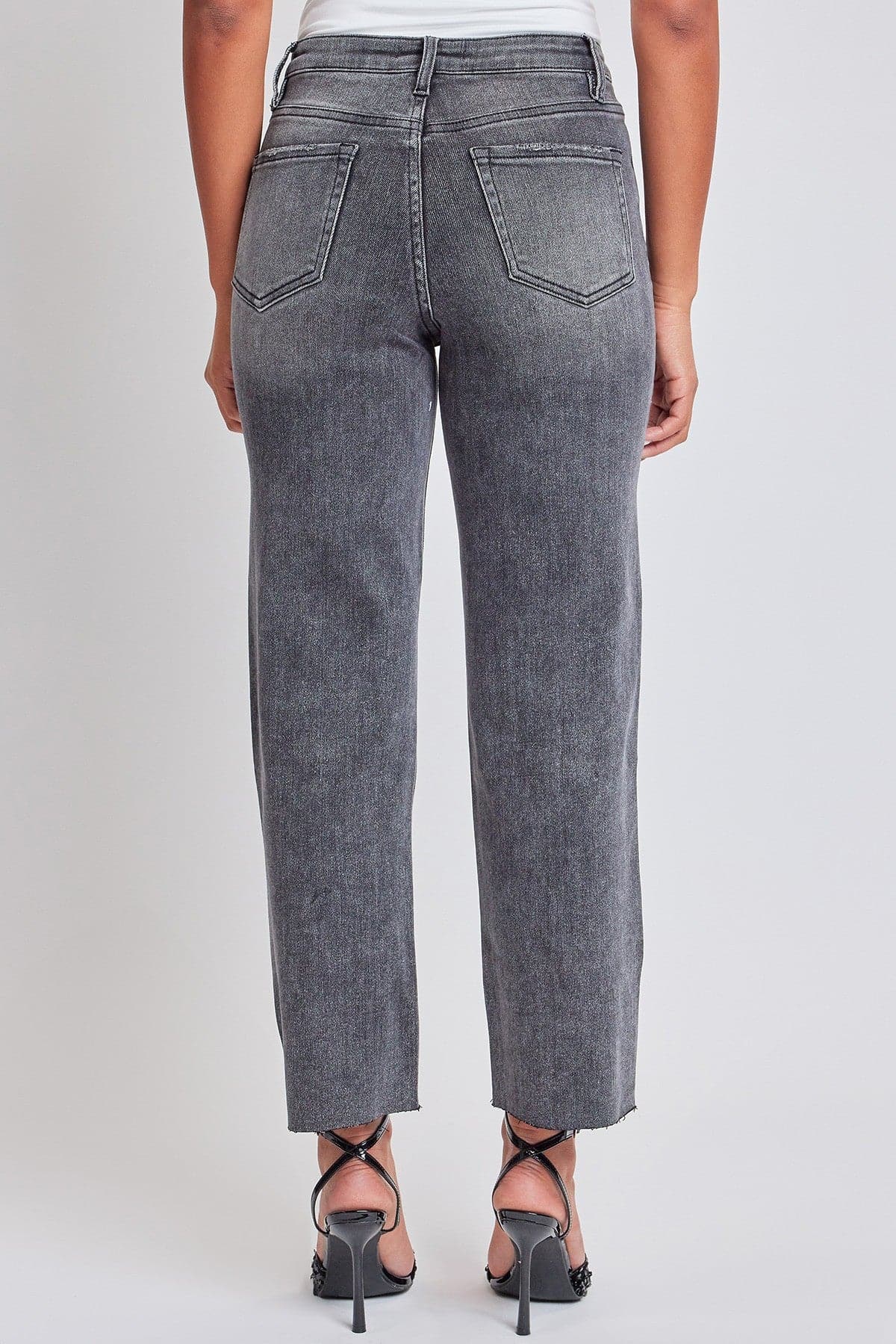 Women's Cropped Straight Jeans in W Black view 10 - Womens Cropped Jeans Petite (bottom)
