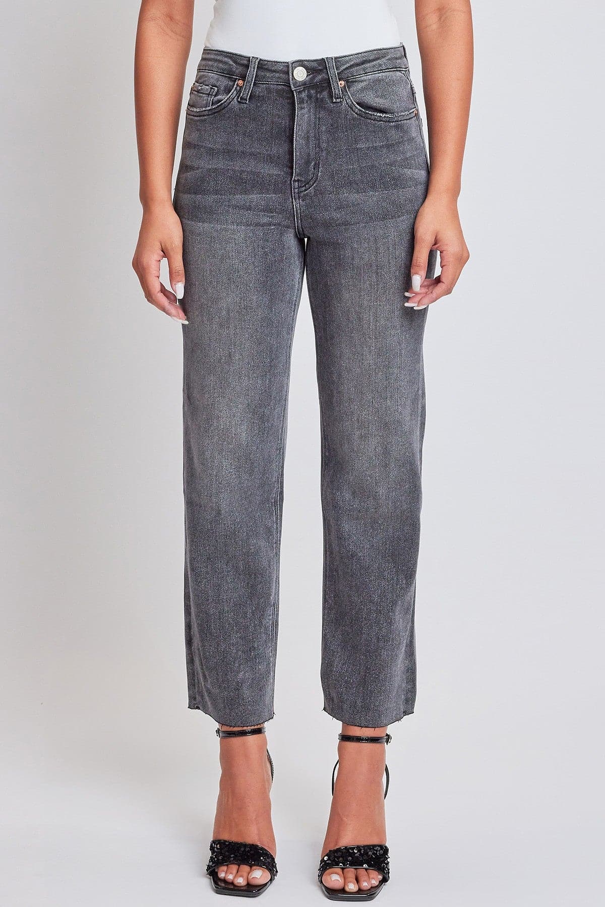 Women's Cropped Straight Jeans in W Black view 8 - Womens Cropped Jeans Petite (bottom)