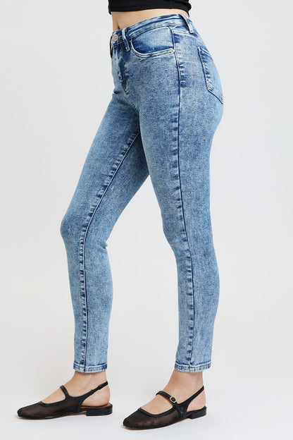 Women's Essential Skinny Jeans in N Indigo Blue view 11 - Women'S Essential Jeans (bottom)