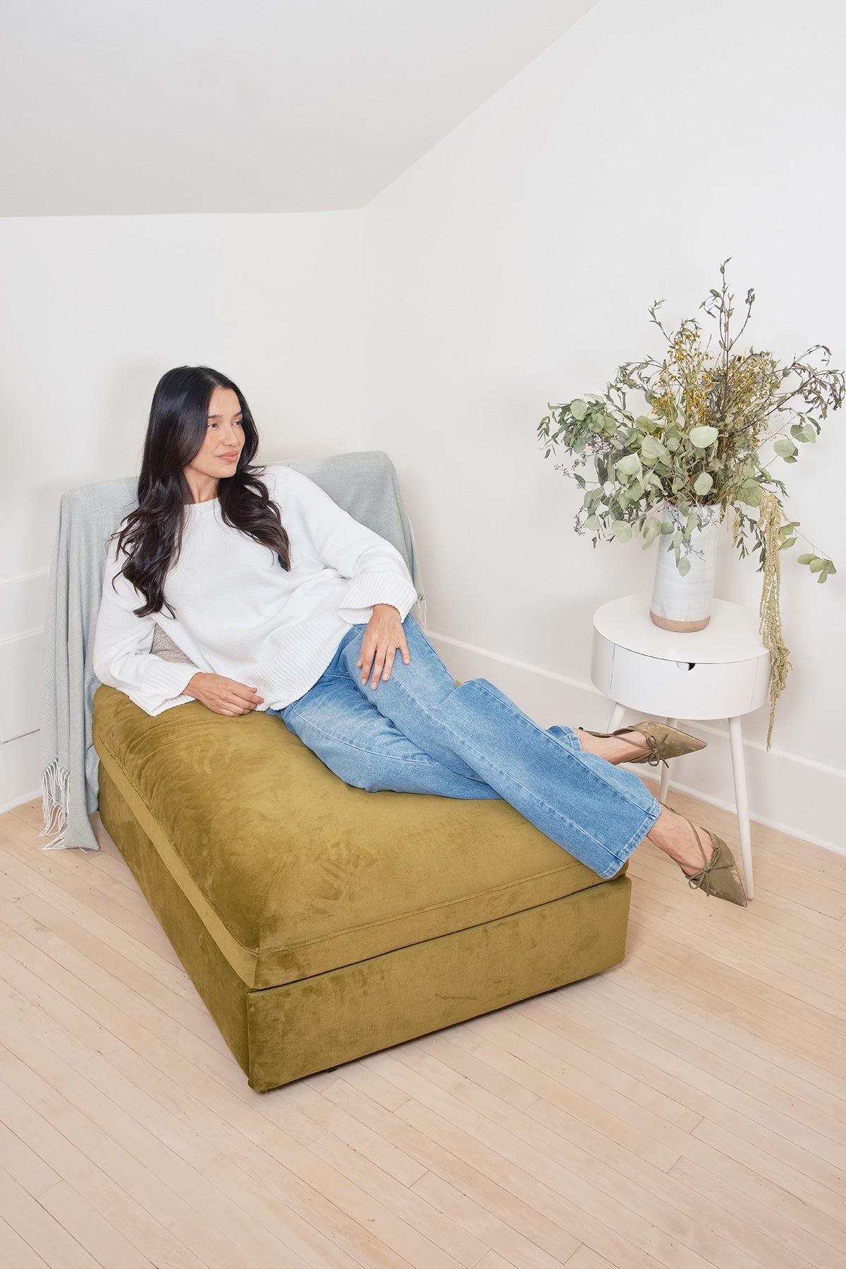 Women's Front Seam Wide Leg Jeans view 10 - Women'S Seam Jeans (bottom)