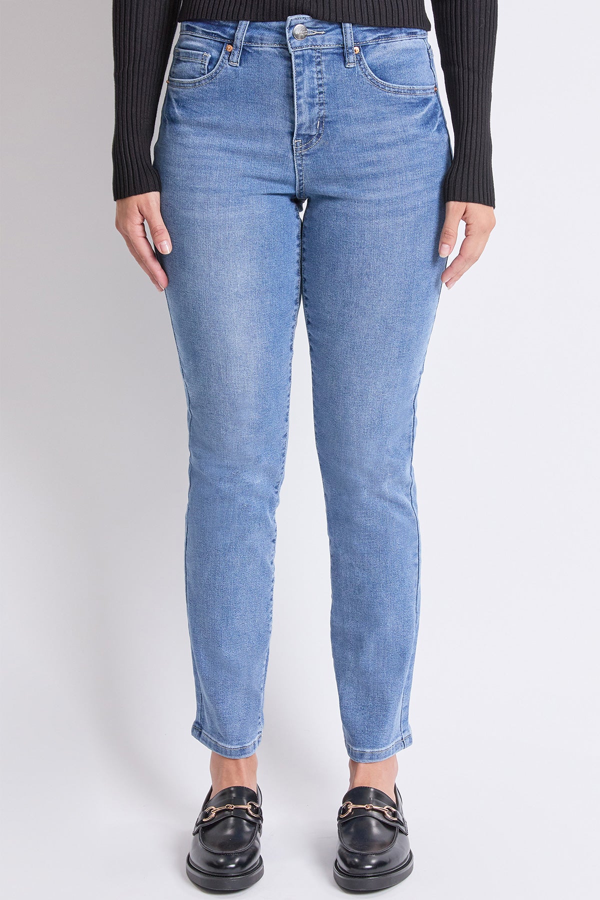 Women's High Rise Basic 5 Pocket Straight Jeans in M Medium Blue view 2 - High-Waisted - Women High Jeans (bottom)