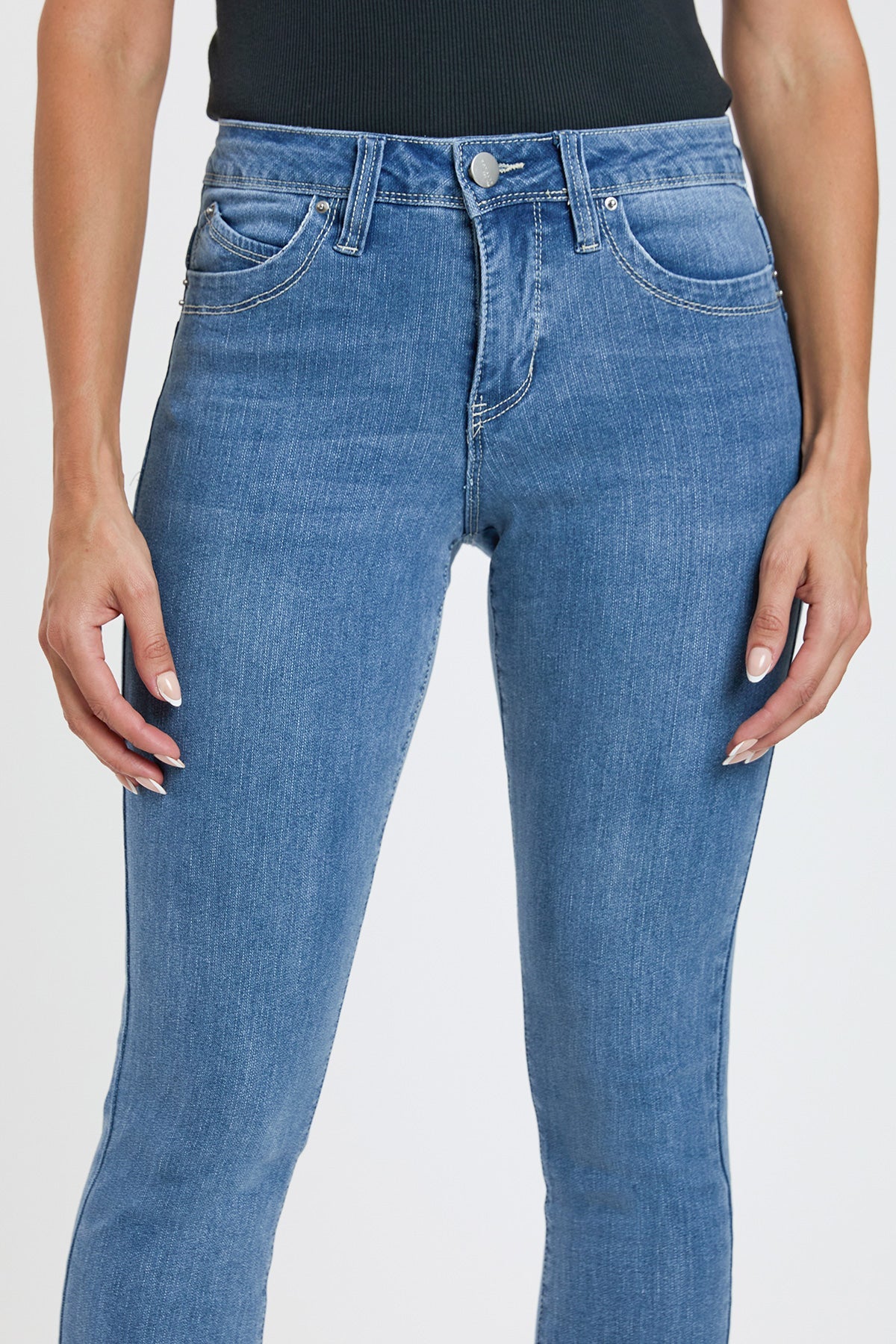Women's High Rise Curve Confidence Bootcut Jeans in W Black view 10 - High-Waisted - Women High Jeans (bottom)