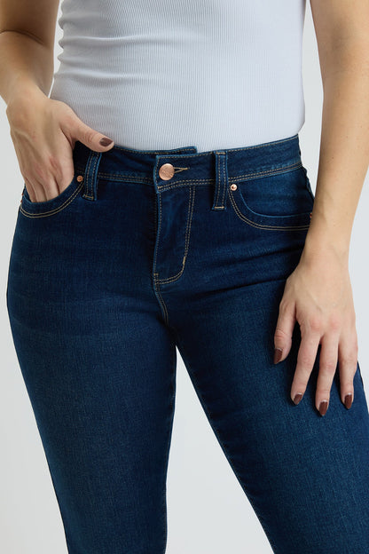Women's High Rise Curve Confidence Skinny Jeans in D Dark Blue view 11 - High-Waisted - Women High Jeans (bottom)