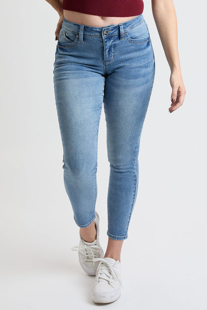 Women's High Rise Curve Confidence Skinny Jeans in L Light Blue view 15 - High-Waisted - Women High Jeans (bottom)