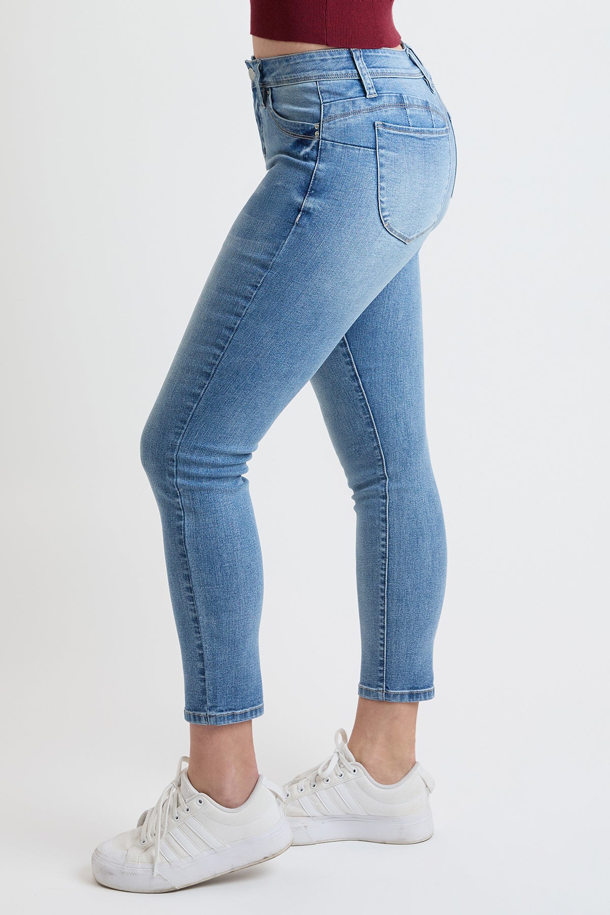 Women's High Rise Curve Confidence Skinny Jeans in L Light Blue view 16 - High-Waisted - Women High Jeans (bottom)
