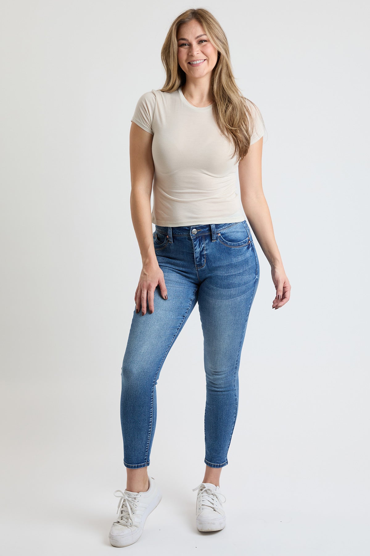 Women's High Rise Curve Confidence Skinny Jeans in M Medium Blue view 19 - High-Waisted - Women High Jeans (bottom)