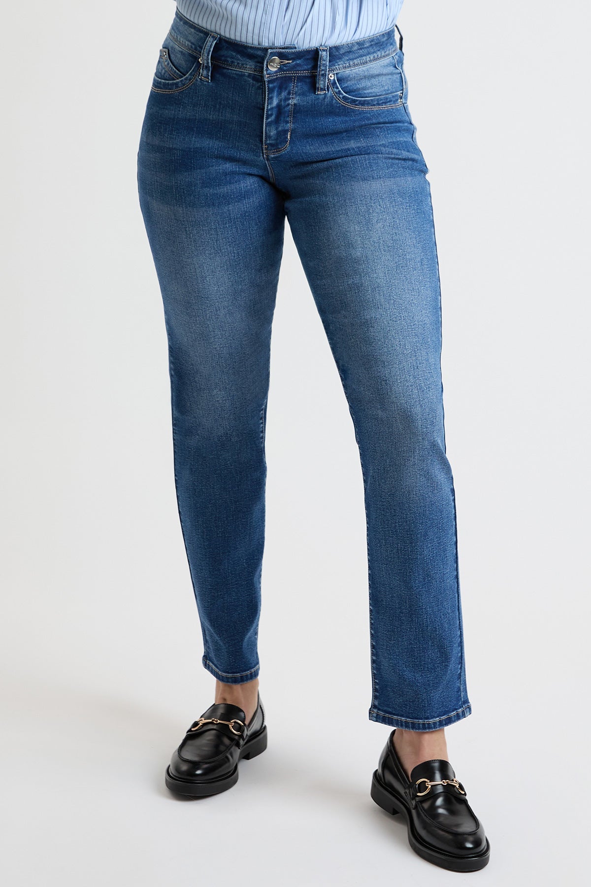 Women's High Rise Curve Confidence Straight Jeans in M Medium Blue view 12 - High-Waisted - Women High Jeans (bottom)