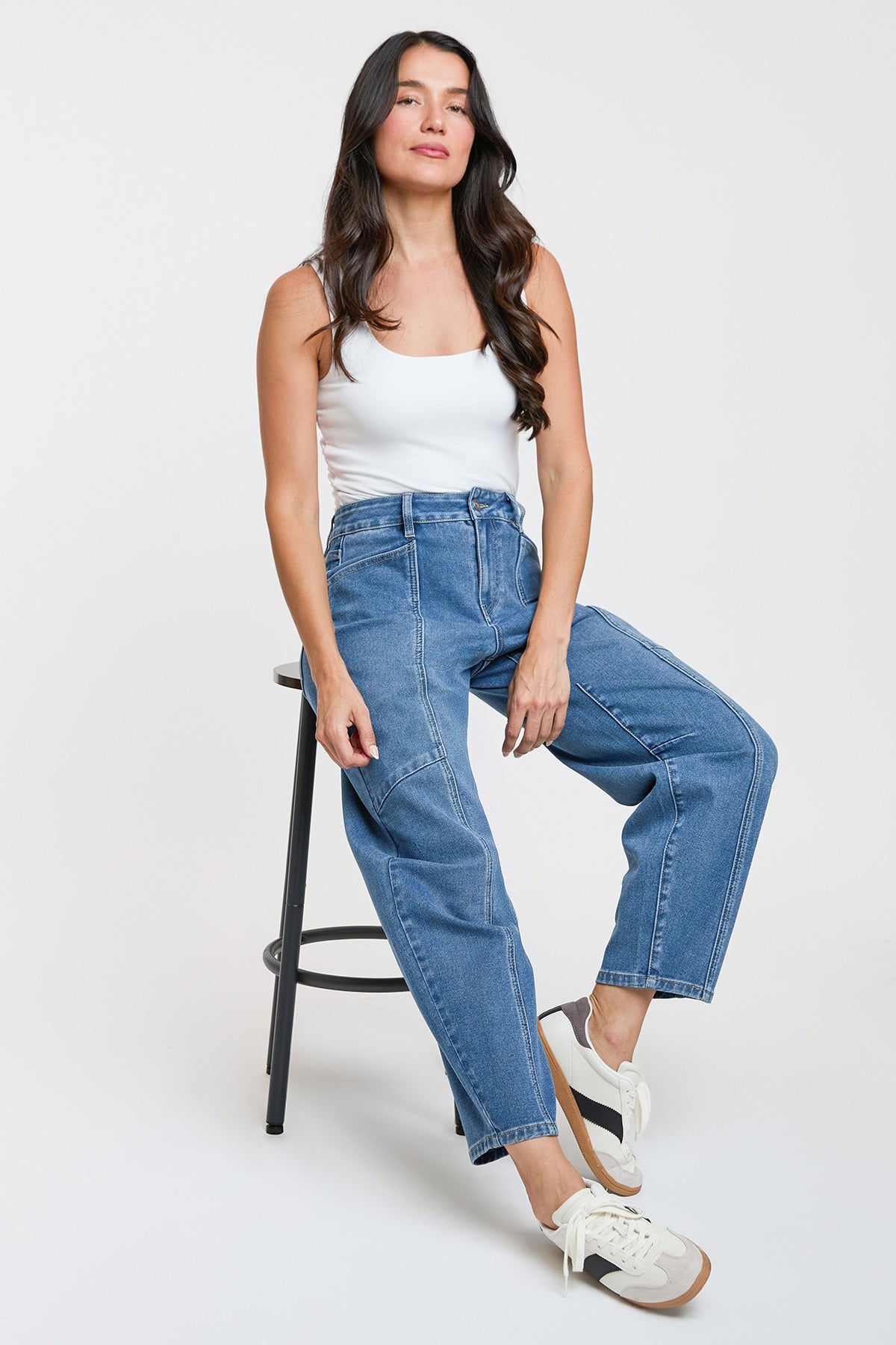 Women's High Rise Seamed Barrel Jeans in M Medium Blue view 6 - High-Waisted - Women High Jeans (bottom)