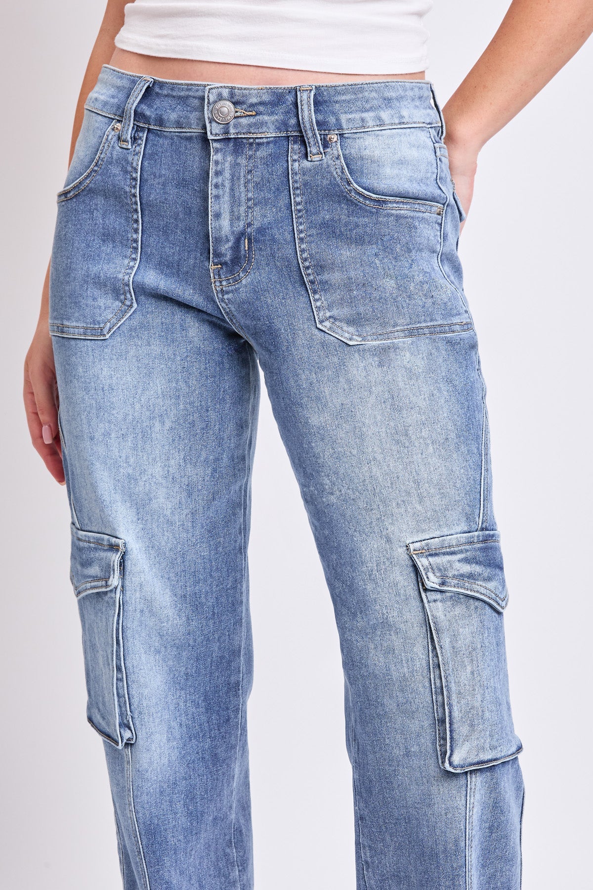 Women's High Rise Skater Cargo Jeans in M Medium Blue view 5 - High-Waisted - Women High Jeans (bottom)