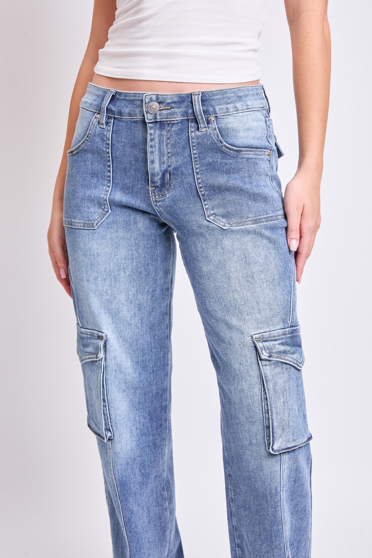 Women's High Rise Skater Cargo Jeans in M Medium Blue view 6 - High-Waisted - Women High Jeans (bottom)