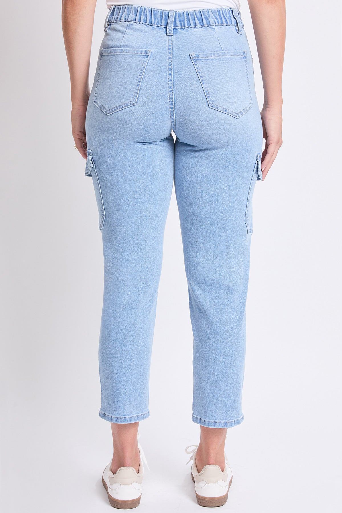 Women's High Rise Slim Straight Cargo Jeans view 14 - High-Waisted - Women High Jeans (bottom)