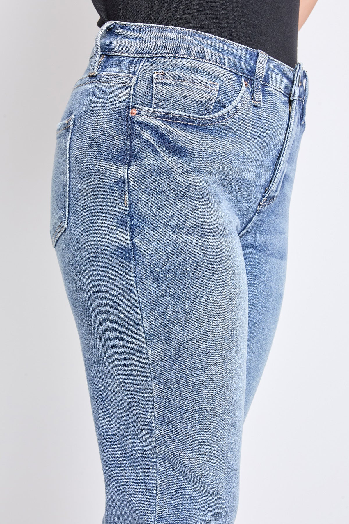 Women's High Rise Vintage Slim Straight Jeans in M Medium Blue view 3 - High-Waisted - Women High Jeans (bottom)