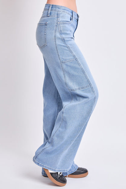 Women's High Rise Wide Leg Cargo Jeans in L Light Blue view 11 - High-Waisted - Women High Jeans (bottom)