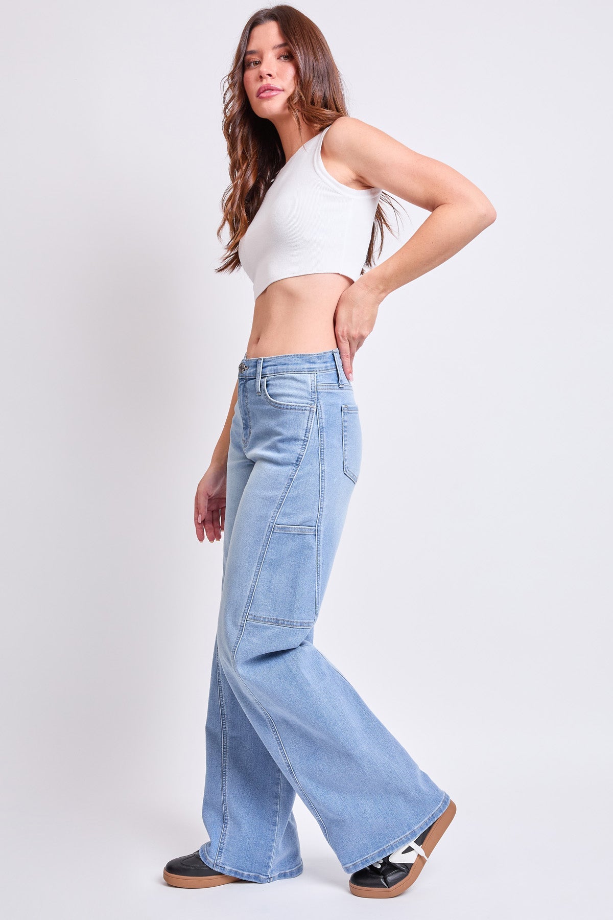 Women's High Rise Wide Leg Cargo Jeans in L Light Blue view 13 - High-Waisted - Women High Jeans (bottom)