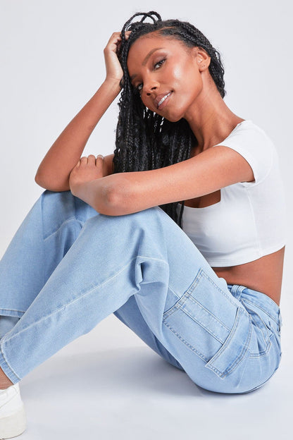 Women's Low Rise Relaxed Cargo Jeans in L Light Blue view 12 - Relaxed Fit - Women'S Low Jeans (bottom)
