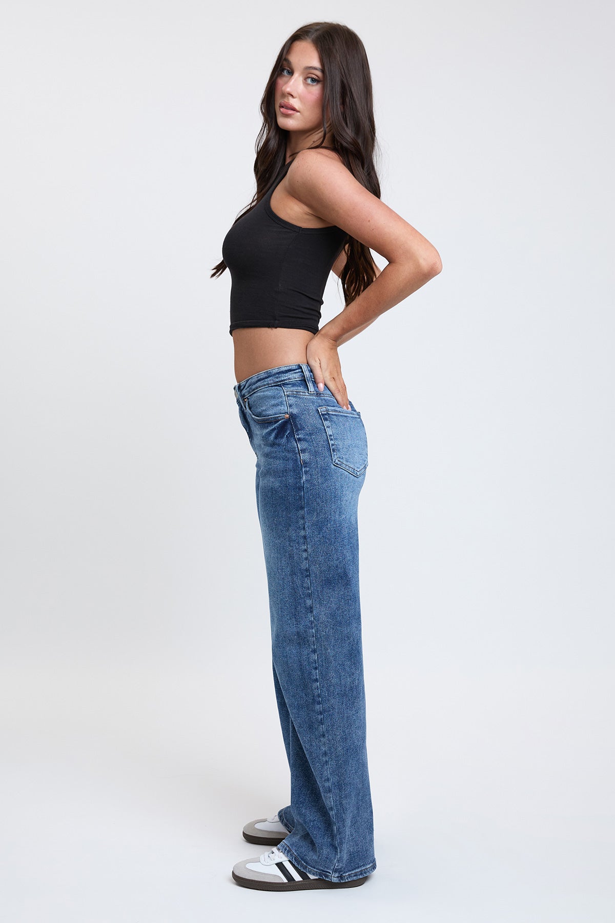 Women's Luxe Bella Wide Leg Jeans in M Medium Blue view 12 - Women'S Luxe Jeans (bottom)