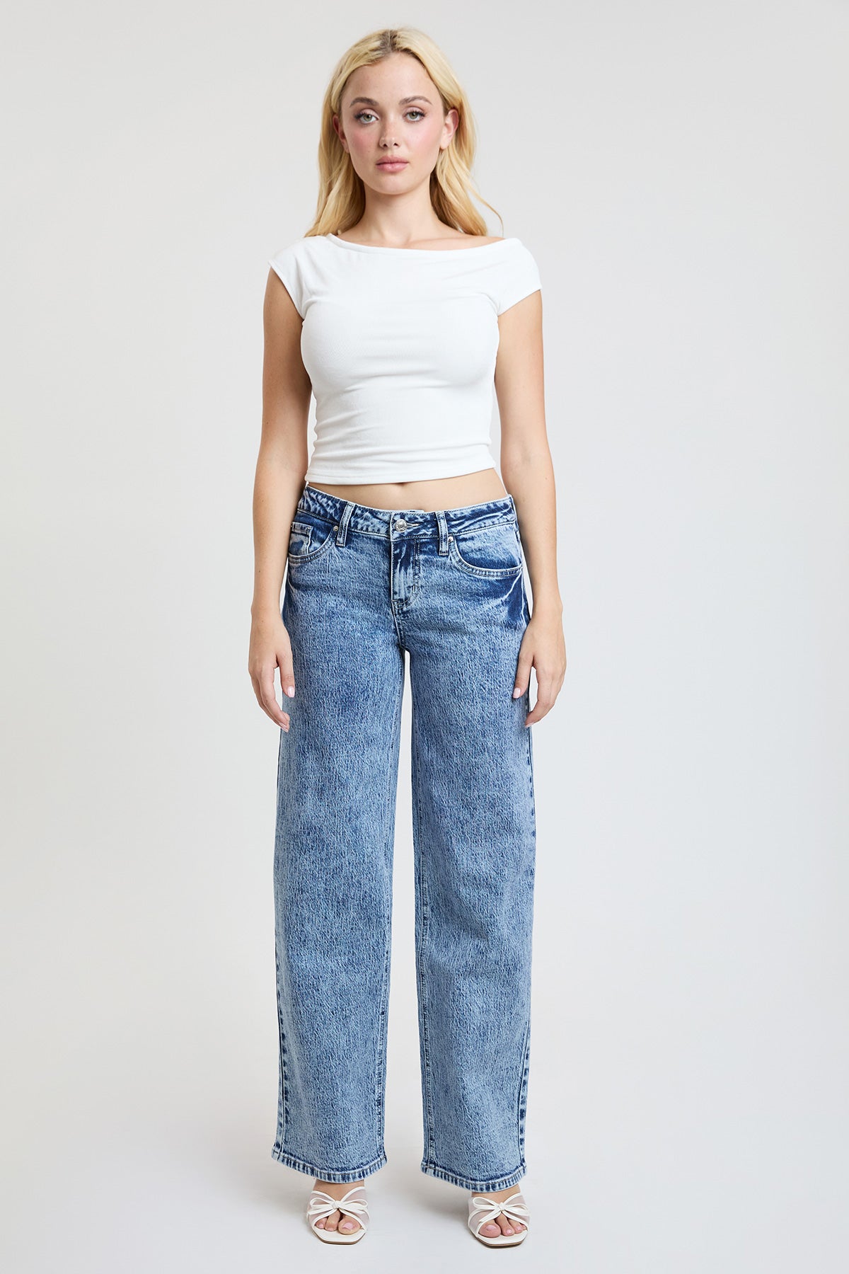 Women's Luxe Britney Wide Leg Jeans in M Medium Blue view 20 - Women'S Luxe Jeans (bottom)