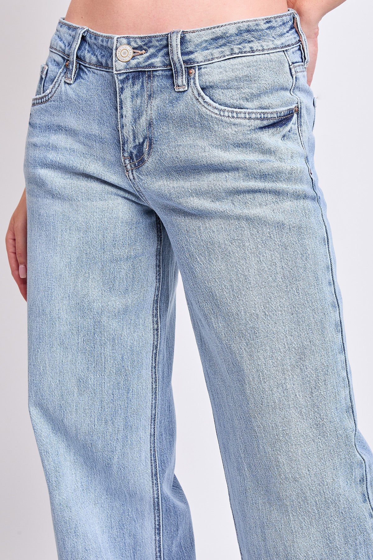 Women's Luxe Britney Wide Leg Jeans in V1 Tinted Vintage Blue view 11 - Women'S Luxe Jeans (bottom)