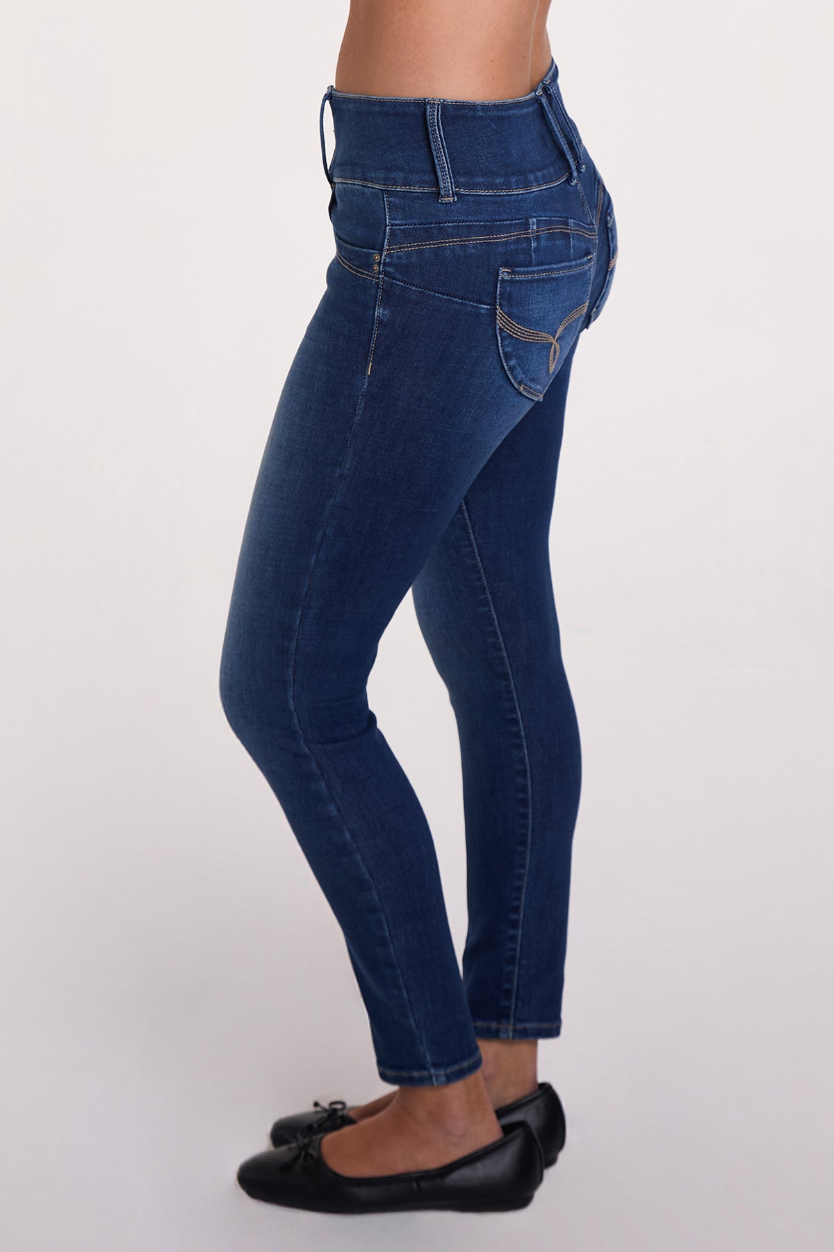 Women's Luxe Mid Rise 3-button Wannabettabutt Skinny Jeans in M Medium Blue view 4 - Women'S Luxe Jeans (bottom)