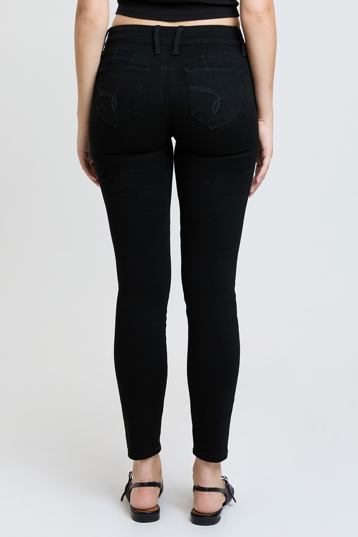 Women's Luxe Mid Rise Wannabettabutt Skinny Jeans in W Black view 14 - Women'S Luxe Jeans (bottom)