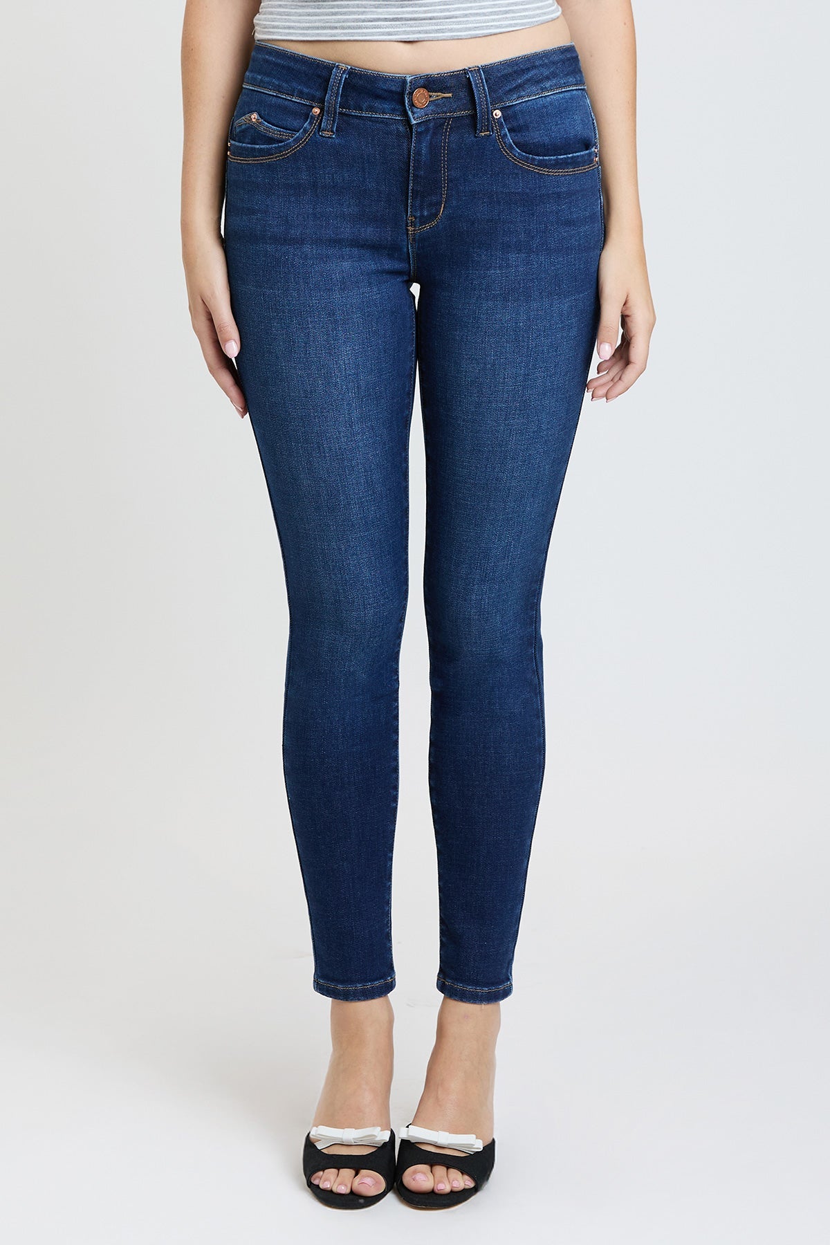 Women's Luxe Mid Rise Wannabettabutt Skinny Jeans in S Midnight Sky Blue view 3 - Women'S Luxe Jeans (bottom)