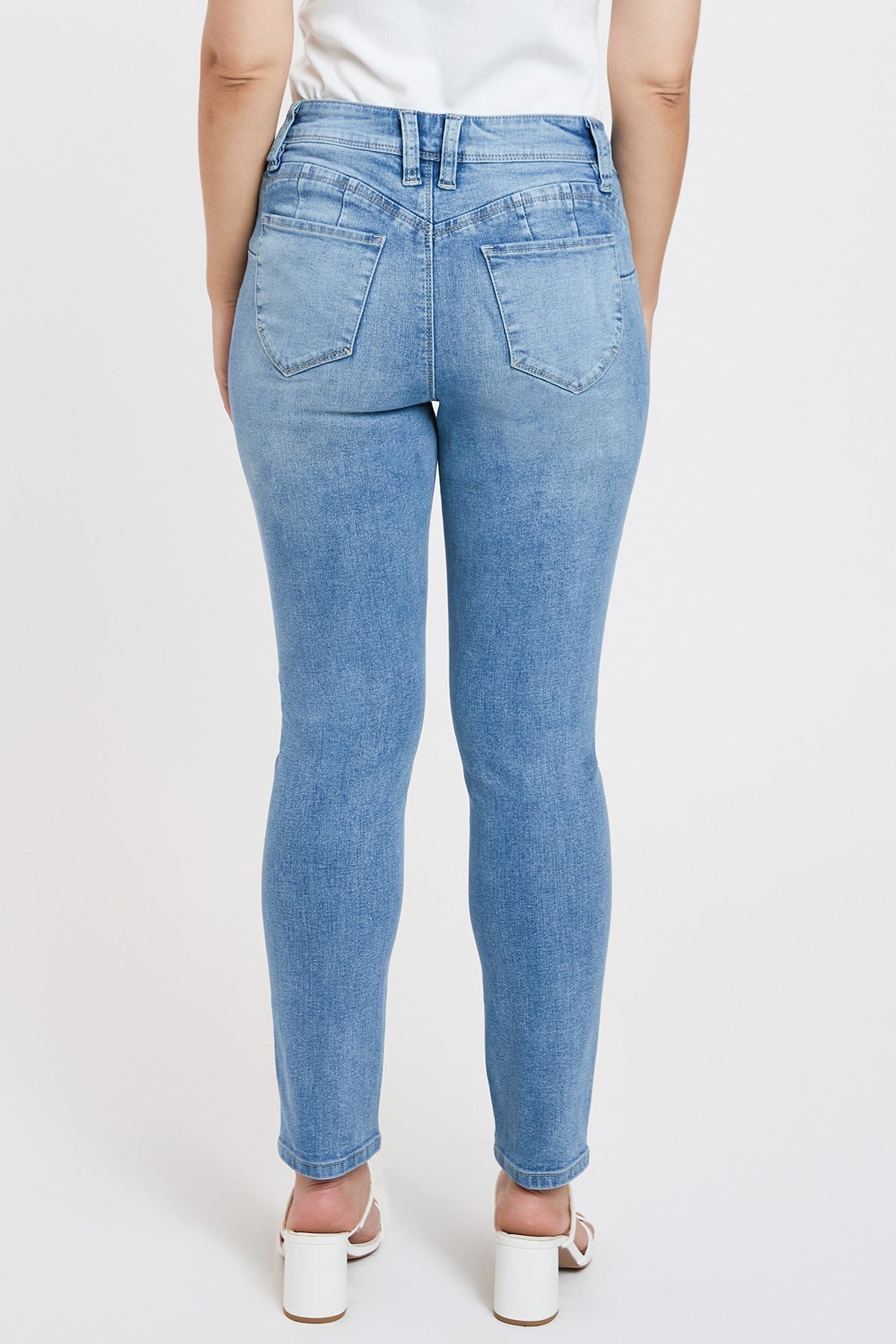 Women's Petite Curve Confidence Mid Rise Skinny in L Light Blue view 17 - Womens Petite Skinny Jeans (bottom)